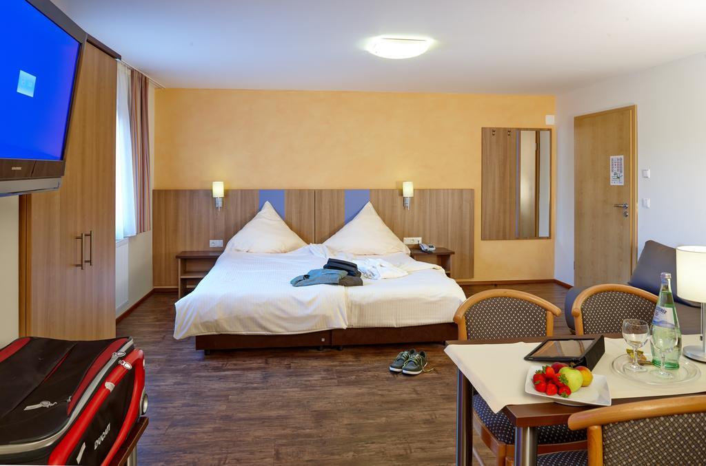 Waldhotel Felschbachhof Ulmet Kamer foto